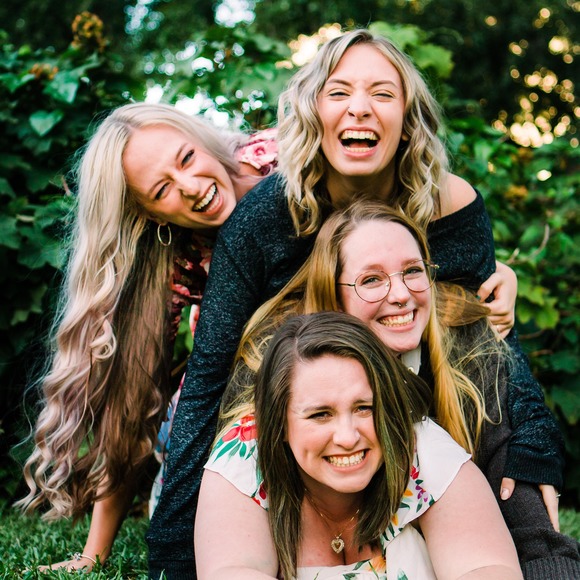 Profile Picture of Amber Jimenez (@ambermarcella) on Poshmark