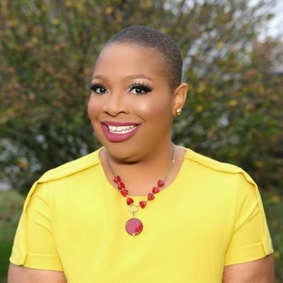 Profile Picture of Libra J. Hicks Jr  📚 ♿ 💜 💚 💙 (@MrsLibraJade) on Twitter