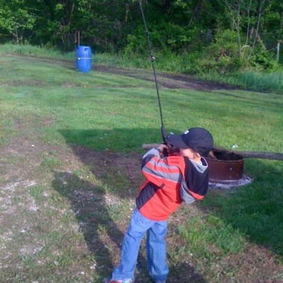 Profile Picture of Christopher Salyers (@christophersaly) on Poshmark