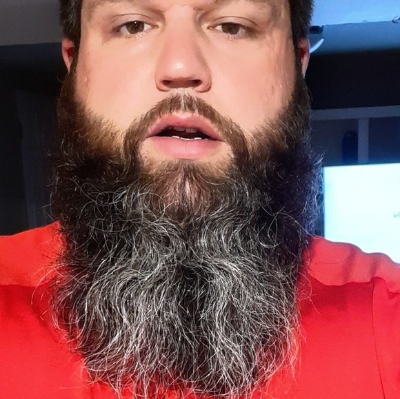 Corey Faiola - Poshmark Profile Picture of Corey Faiola (@coreyfaiola) on Poshmark