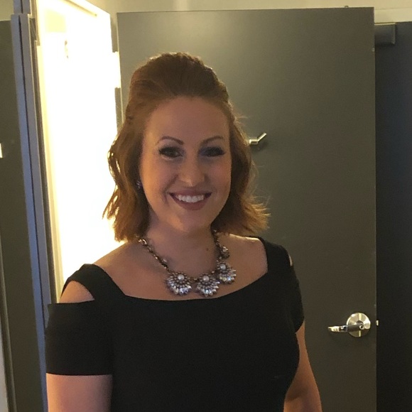 Profile Picture of Erica Hisey (@ericahisey) on Poshmark