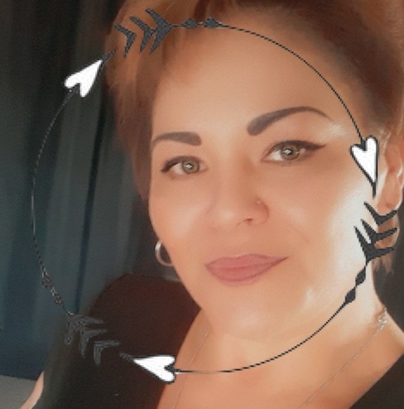 Profile Picture of La mamacita Pourier (@charlitabonita) on Poshmark