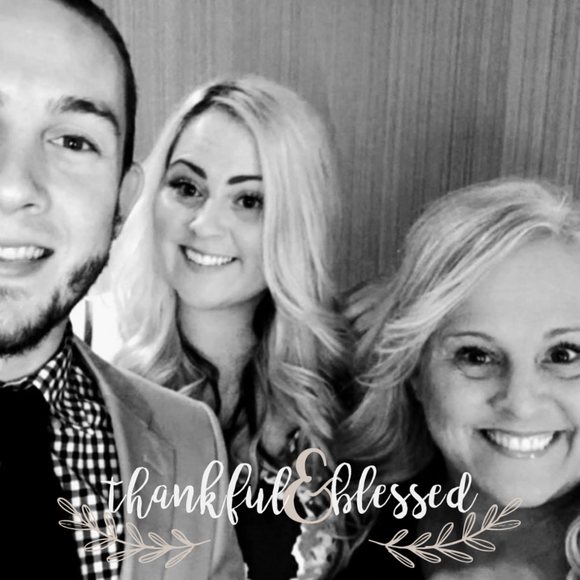 Profile Picture of Jone Johnson (@jonejohnson) on Poshmark