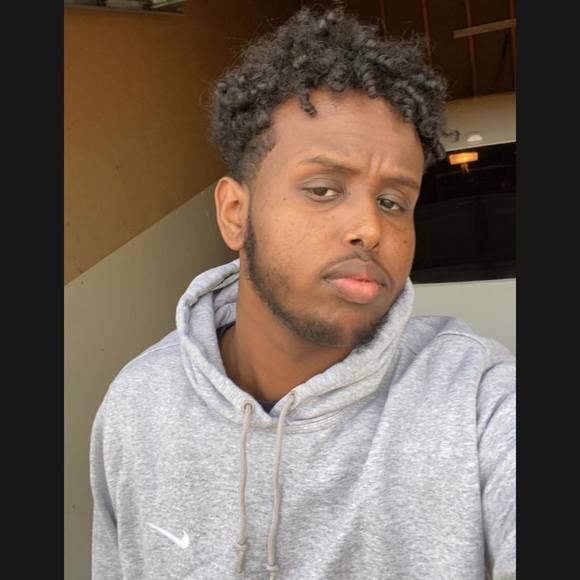 Profile Picture of Abdifatah Abdi (@abdifatahabdi) on Poshmark