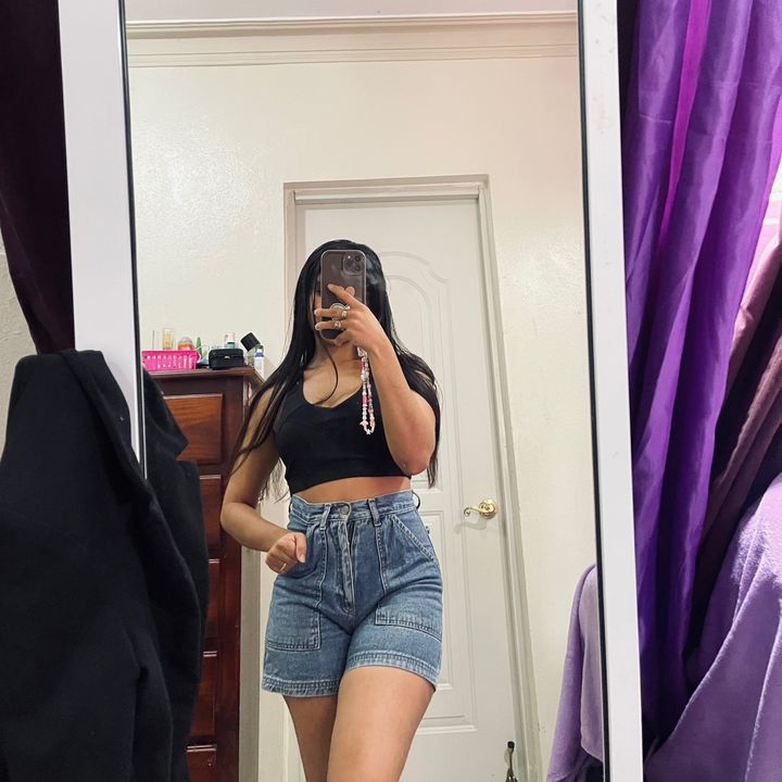 Profile Picture of Antonelis (@@antonelisdeleon) on Tiktok