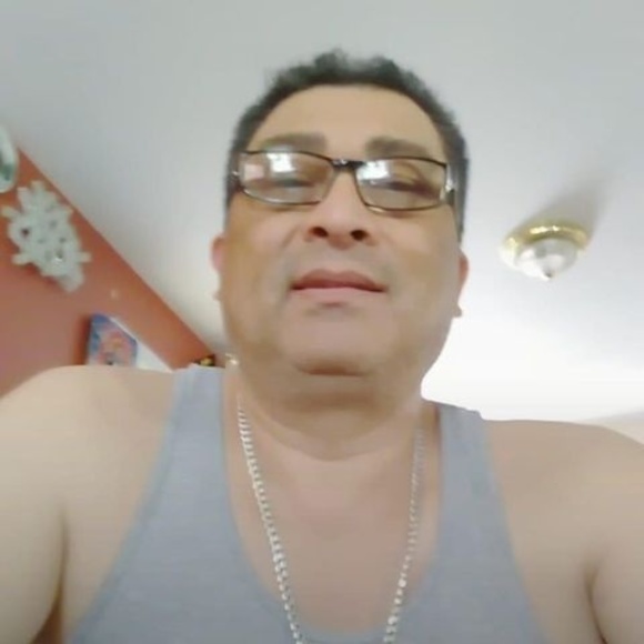 Profile Picture of Felix Paz (@pazfelix72) on Poshmark