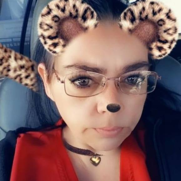 Profile Picture of Sandra Case (@sandra_case) on Poshmark