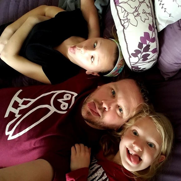 Profile Picture of Greg Jolliff (@gregjolliff) on Poshmark