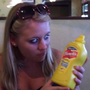 Leslie Meredith - Myspace Profile Picture of Leslie Meredith (@leslieissogroovy) on Myspace