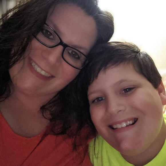 Profile Picture of Alicyne Gordon-larson (@alicats401) on Poshmark