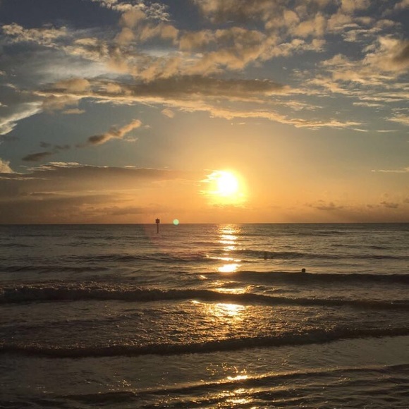 Profile Picture of Ruslana Tkachuk (@ruslana100) on Poshmark