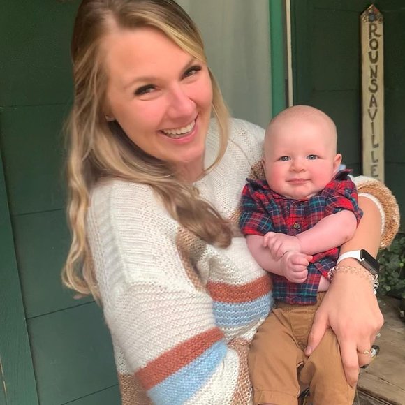 Profile Picture of Jasmine Rounsaville (@j_rounsaville) on Poshmark