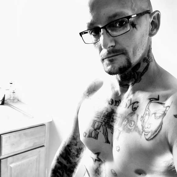 Profile Picture of Jaems Vigeant (@vigeantjames5) on Poshmark