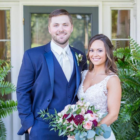 Profile Picture of Kelsey Wivell (@wivellkelsey) on Poshmark