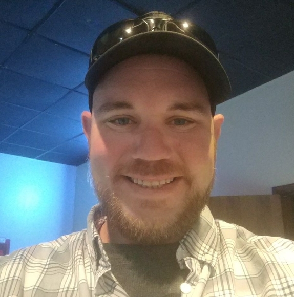 Profile Picture of Ben Morrow (@fatboy102207) on Poshmark