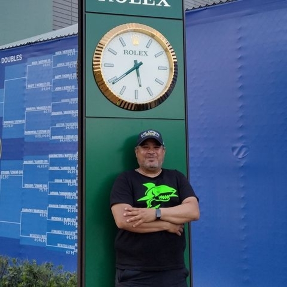 Profile Picture of Víctor ivan Suárez botero (@visuarezbotero) on Poshmark