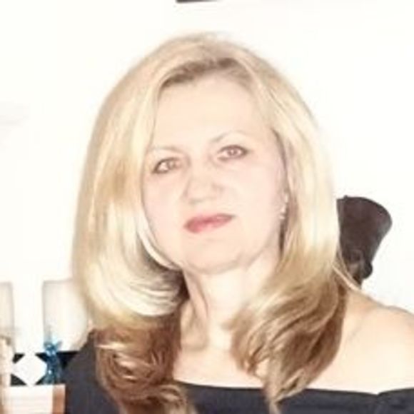 Profile Picture of Elzbieta Fulinska-opatowiecki (@elzbietaf) on Poshmark