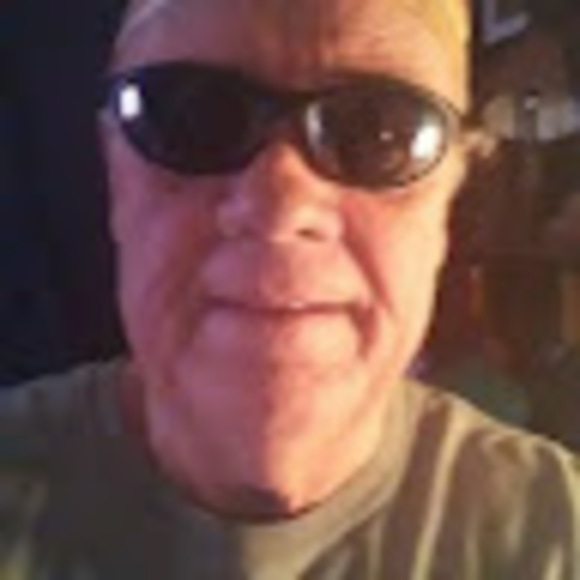 Profile Picture of Kenneth Cantrell (@kennethcantr616) on Poshmark