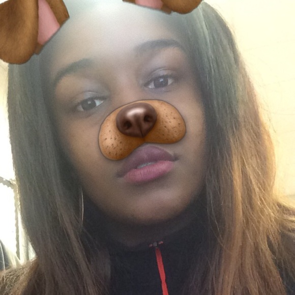 Profile Picture of Angel Calhoun (@99angel) on Poshmark