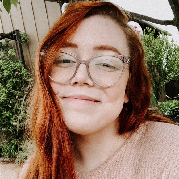 Profile Picture of Ariel Kerney (@arielsheree) on Poshmark