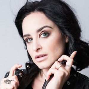 Profile Picture of Noelle Burch (@noelleburch) on Tiktok