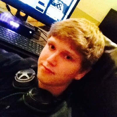 Profile Picture of Austin Swiger (@FallingxNight) on Twitter
