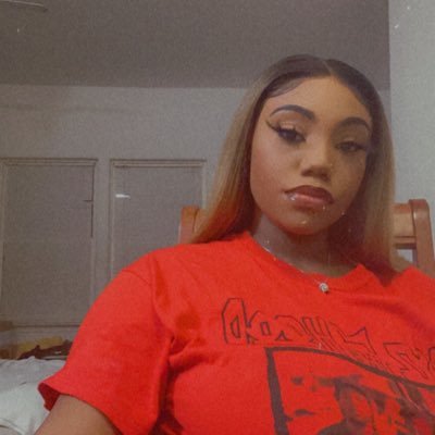 Profile Picture of 🥱 (@ElmoreJ_) on Twitter