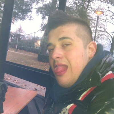 Profile Picture of Christopher De' Marz (@gulliver_rabitt) on Twitter