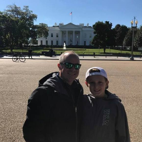 Profile Picture of George Retamoza (@gretamoza02) on Poshmark