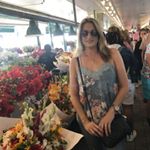 Profile Picture of Lori Palasnick (@geek4fashion) on Instagram