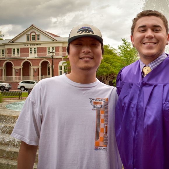 Profile Picture of Hyunjae Cho (@leocho97) on Poshmark