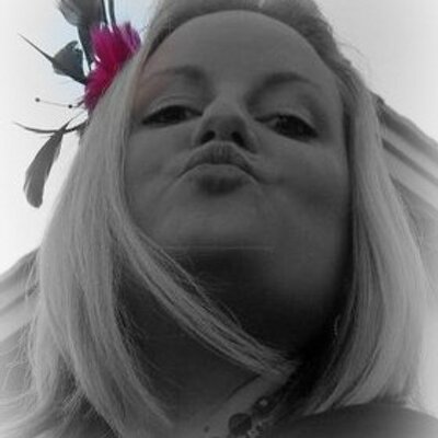 Profile Picture of Nichole Clinger (@nfrtl_myrtl) on Twitter