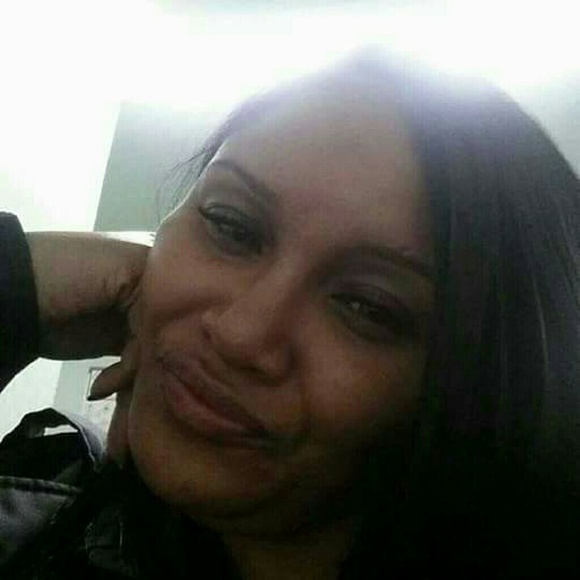 Profile Picture of Julia Cherry (@juliacherry) on Poshmark