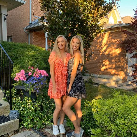 Profile Picture of Hannah Clouse (@banhannah_11) on Poshmark