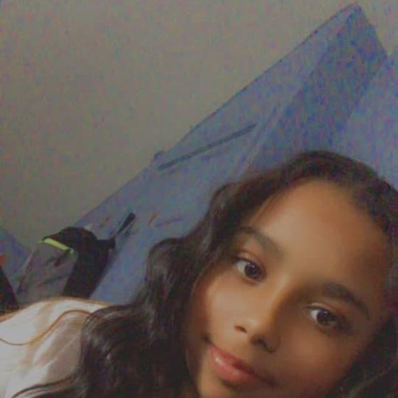 Profile Picture of Marie Bones (@marie_bones) on Poshmark