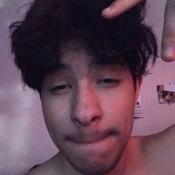 Profile Picture of Bryan Alvarado (@bryavx) on Poshmark