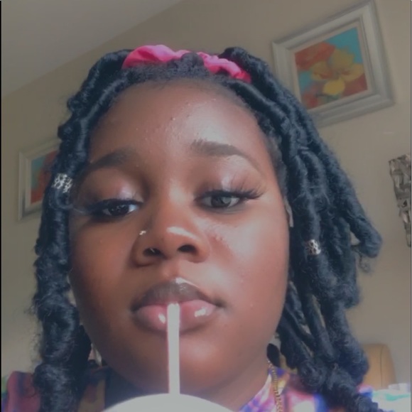 Profile Picture of Tyler Timmons (@zariah505) on Poshmark