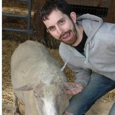 Profile Picture of Jeremy🌱James (@MyDinnerWithJJ) on Twitter