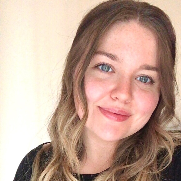 Profile Picture of Cheyenne Overboe (@overchey) on Poshmark