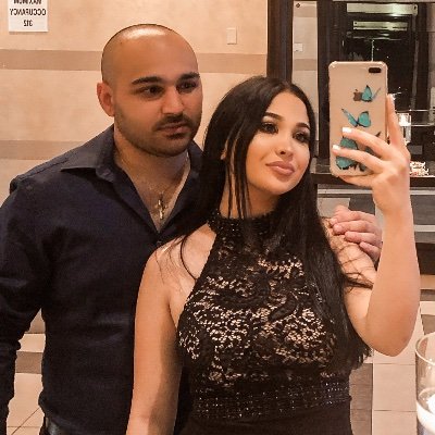 Profile Picture of Susie Dertsakyan (@SDertsakyan) on Twitter