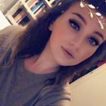 Profile Picture of D A N I 🌻 (@daniellearchambault) on Instagram