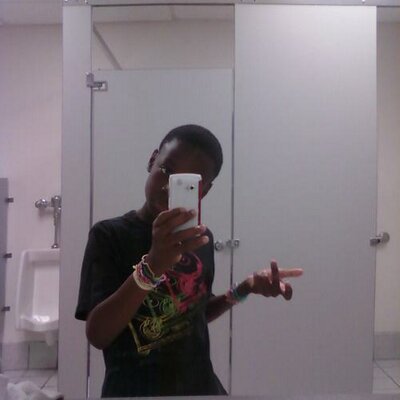 Profile Picture of Frederick Mason Jr (@RoqerDhett) on Twitter