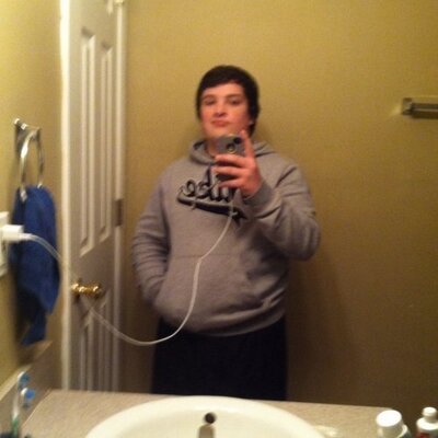 Profile Picture of Grayson Moore (@graysonmoore1) on Twitter