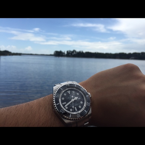 Profile Picture of David Casiano (@pito23) on Poshmark