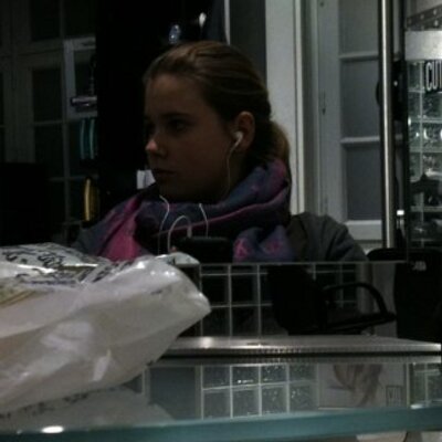 Profile Picture of Michèle U (@Michelle_Unger) on Twitter