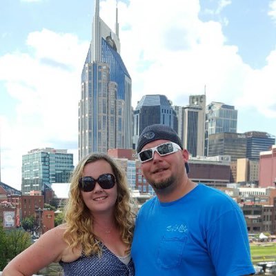 Profile Picture of Stephen Beckner (@drinkslinger79) on Twitter