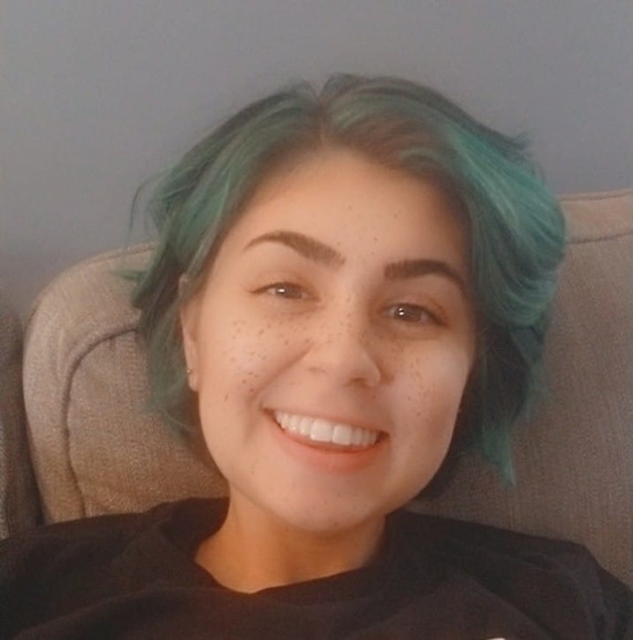 Rachel Wulff - Poshmark Profile Picture of Rachel Wulff (@wulffpup) on Poshmark