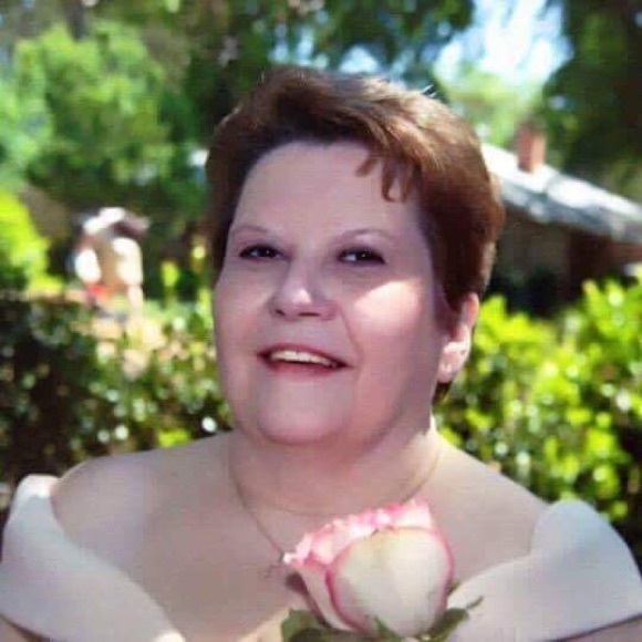 Profile Picture of Kathy Clinkenbeard (@kathyclinkenbea) on Poshmark