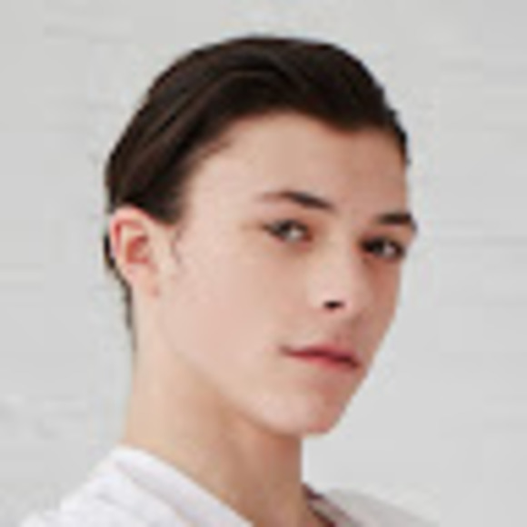 Profile Picture of Connor Bryant (@sisteroil1976) on Poshmark