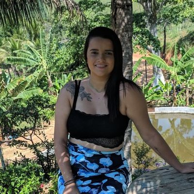 Profile Picture of Anna Júlia  ✨ (@annaju_pitzer) on Twitter